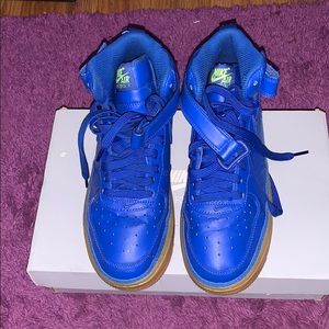All blue Nike Mid Air Force 1’s!